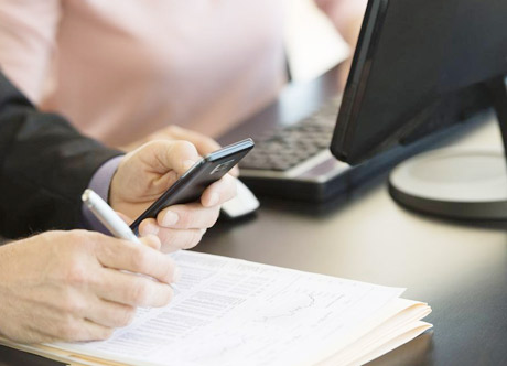 �������